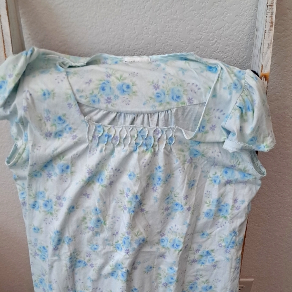 Miss Elaine Blue Floral Pajama Top
